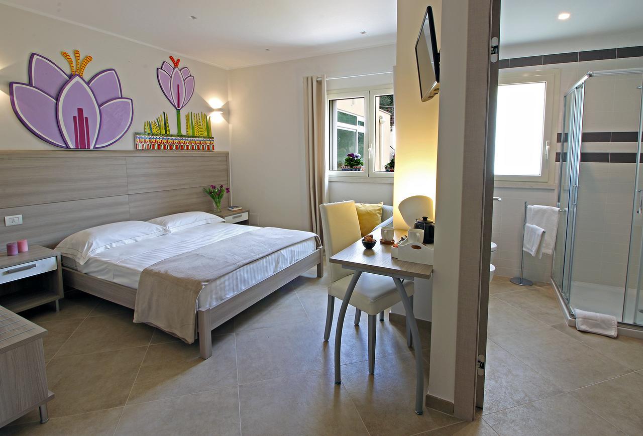 Sike Holiday Home 陶尔米纳 外观 照片