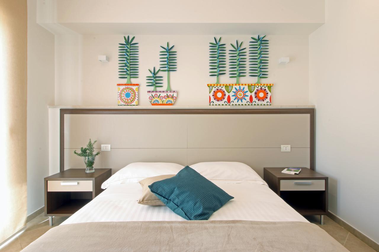 Sike Holiday Home 陶尔米纳 外观 照片