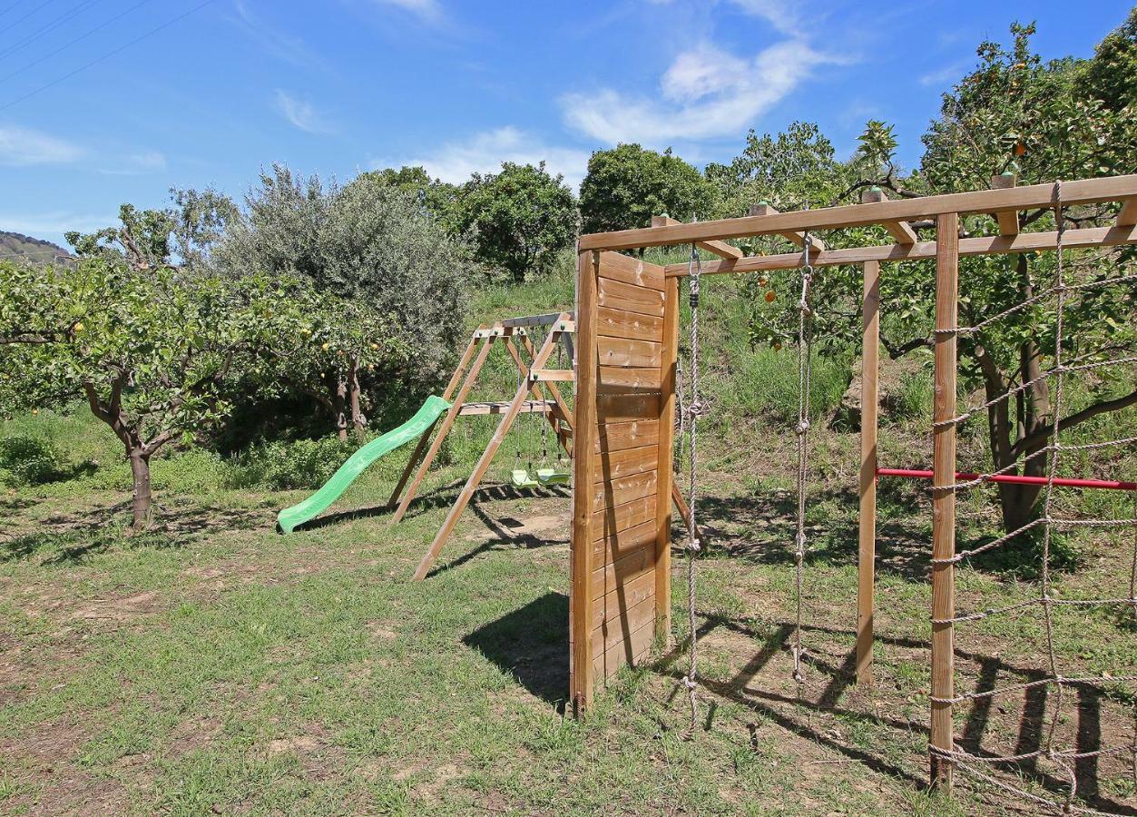 Sike Holiday Home 陶尔米纳 外观 照片